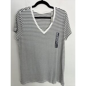 Gap Favorite V-Neck T-Shirt NWT Women's Short Sleeve Extra Large Black White NEW